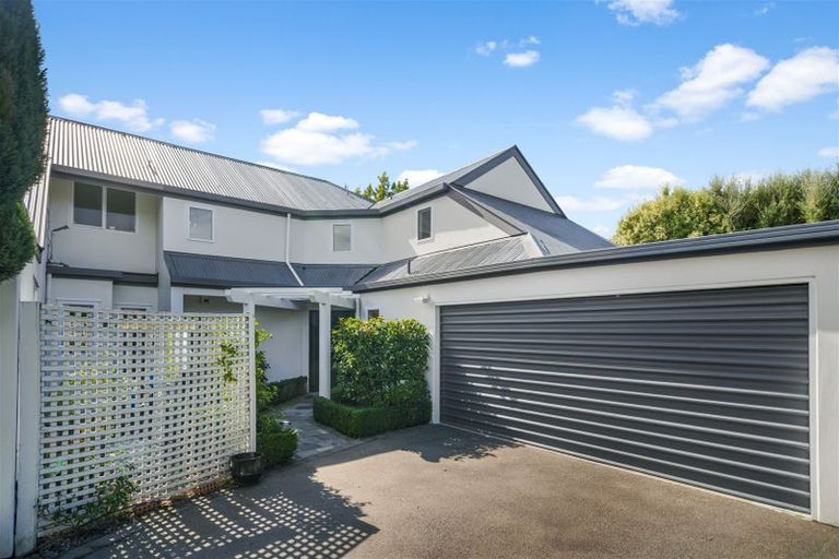 Photo of property in 239 Maidstone Road, Avonhead, Christchurch, 8042