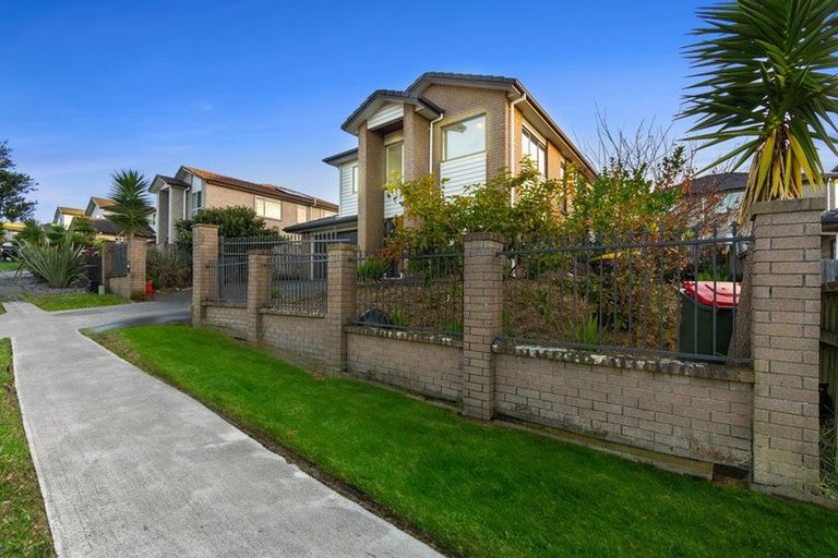 Photo of property in 78 Keri Vista Rise, Papakura, 2110