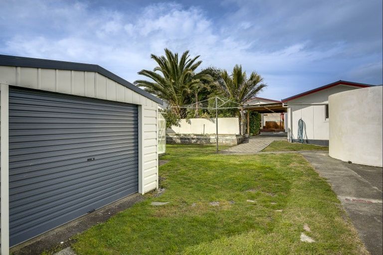Photo of property in 109 North Shore Road, Eskdale, Napier, 4182