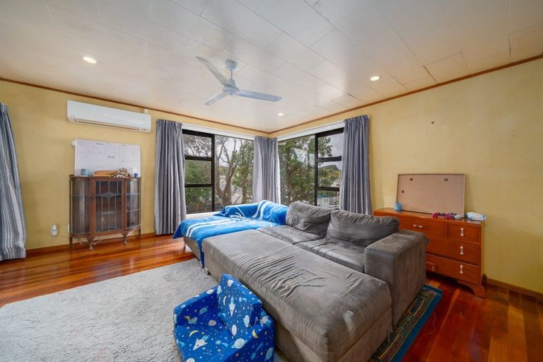 Photo of property in 131 Dimock Street, Titahi Bay, Porirua, 5022