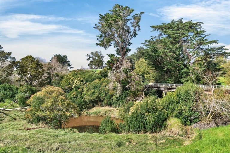 Photo of property in 42 Ford Road, Paparoa, Maungaturoto, 0583