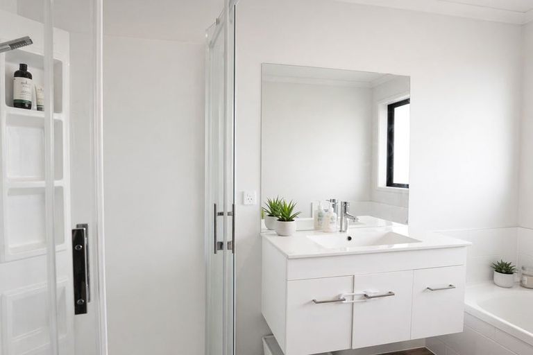 Photo of property in 4 Bragato Way, Te Kauwhata, 3710