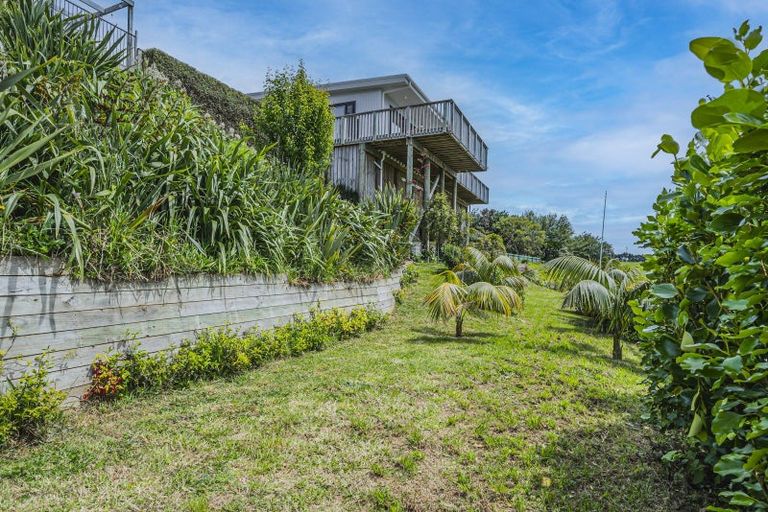 Photo of property in 22b Saint Ives Grove, Whalers Gate, New Plymouth, 4310