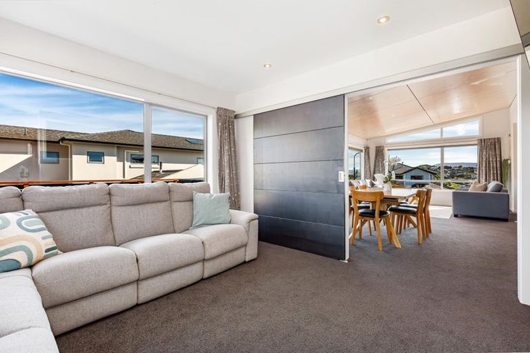 Photo of property in 7 Aoraki Rise, Aotea, Porirua, 5024