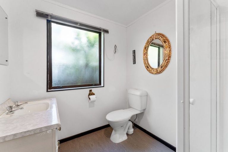 Photo of property in 215 Rangiuru Road, Otaki, 5512