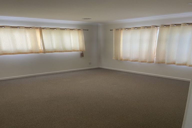 Photo of property in 42 Dromoland Drive, Flat Bush, Auckland, 2019