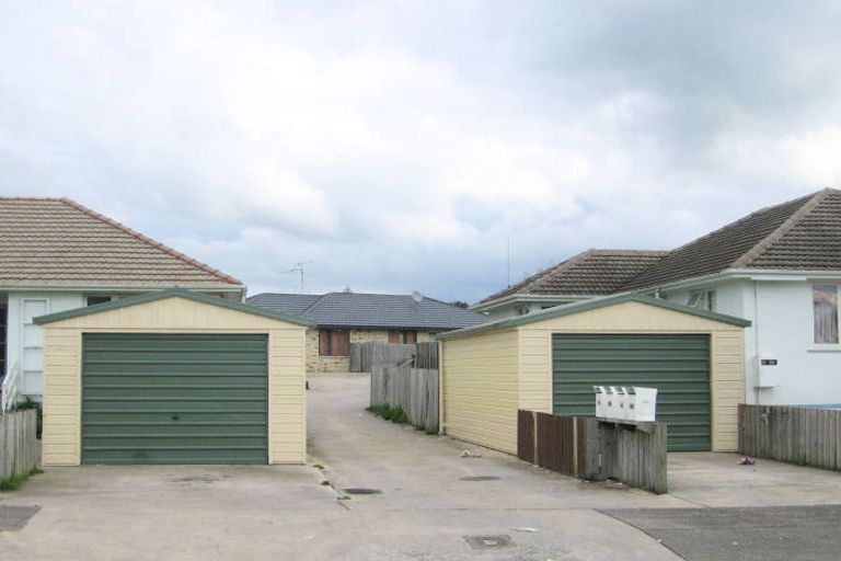 Photo of property in 10c Surrey Grove, Parkvale, Tauranga, 3112