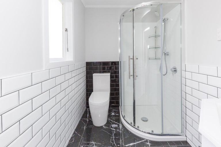 Photo of property in 10 Pitama Road, Awapuni, Palmerston North, 4412