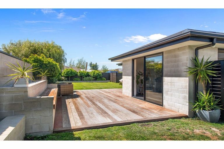 Photo of property in 32 Quartz Drive, Rolleston, 7614