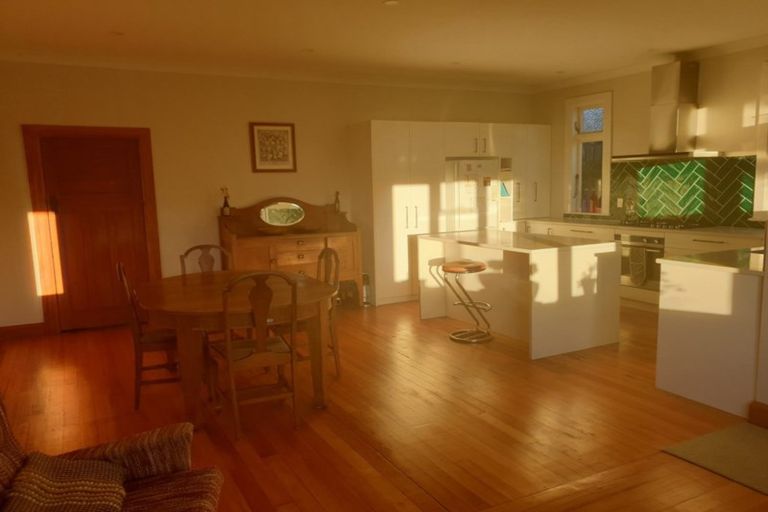 Photo of property in 38 Mills Road, Brooklyn, Wellington, 6021