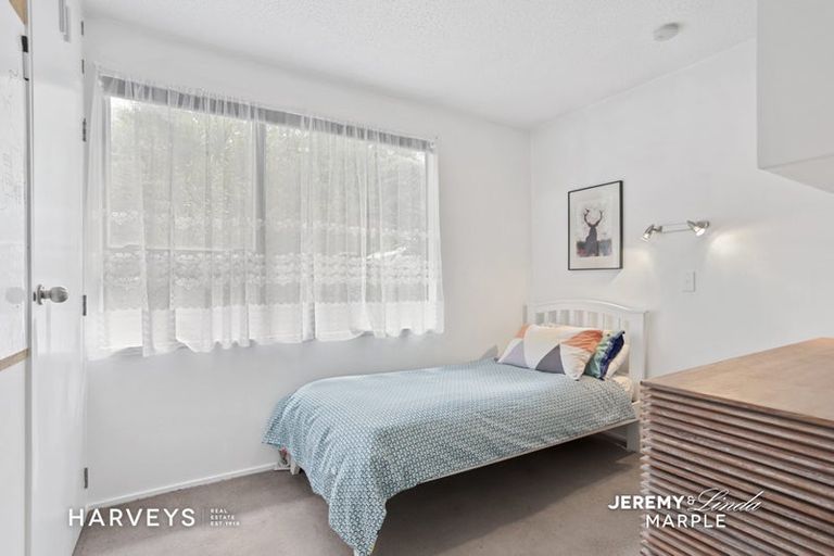 Photo of property in 47 Daffodil Street, Titirangi, Auckland, 0604