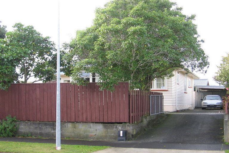 Photo of property in 26 Swansea Street, Hokowhitu, Palmerston North, 4410