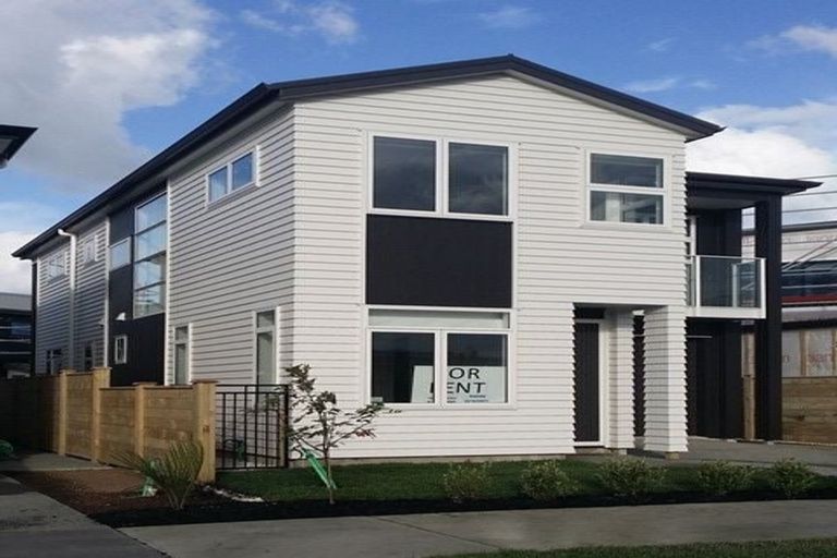 Photo of property in 3 Lockheed Street, Hobsonville, Auckland, 0618