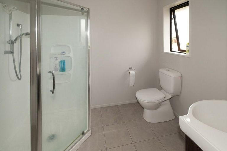 Photo of property in 1 Duggan Close, Rolleston, 7614