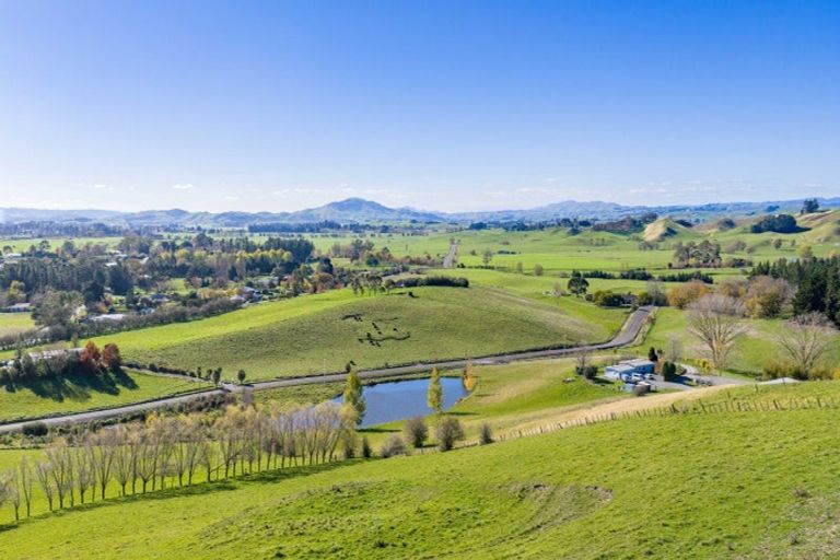Photo of property in 12 Homewood Road, Waipawa, 4277