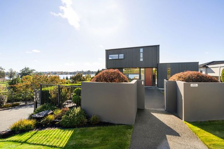 Photo of property in 142 Lake Crescent, Hamilton Lake, Hamilton, 3204