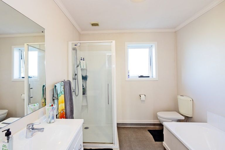 Photo of property in 87 Lothian Crescent, Strathern, Invercargill, 9812