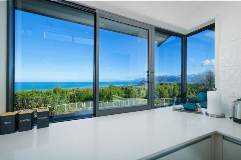 Photo of property in 8 Ingles Drive, Kaikoura Flat, Kaikoura, 7371