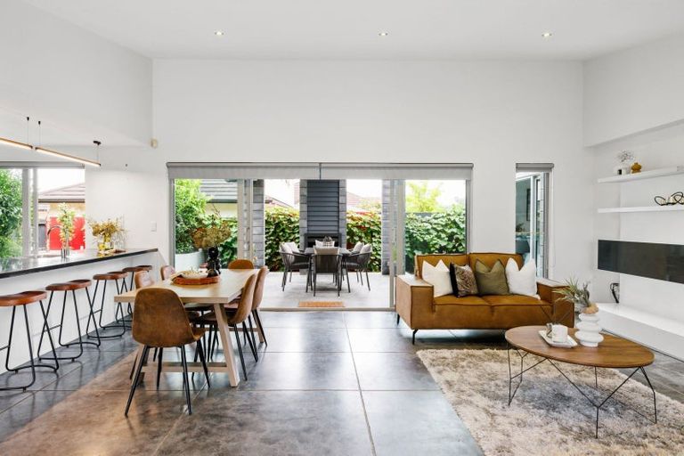 Photo of property in 15 Shalimar Place, Huntington, Hamilton, 3210