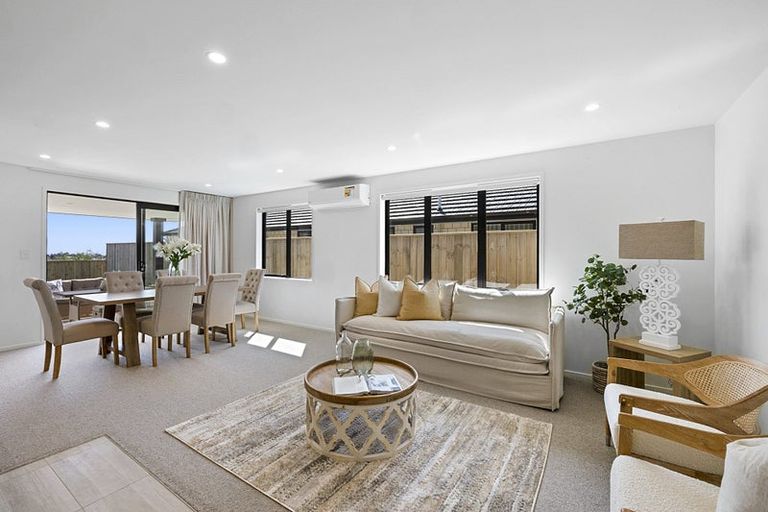 Photo of property in 21c Portland Drive, Mangorei, New Plymouth, 4312