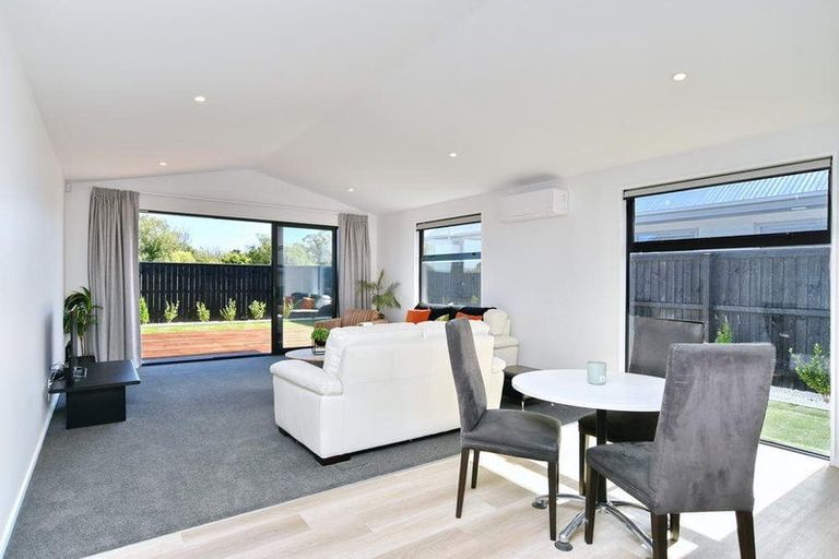 Photo of property in 10 Twin Meadows Drive, Casebrook, Christchurch, 8051