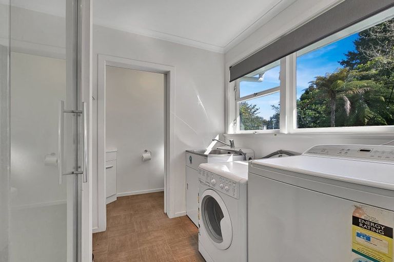 Photo of property in 10 Hermes Place, Sunnybrook, Rotorua, 3015