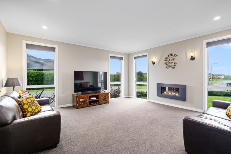 Photo of property in 13 Alan Livingston Drive, Cambridge, 3434