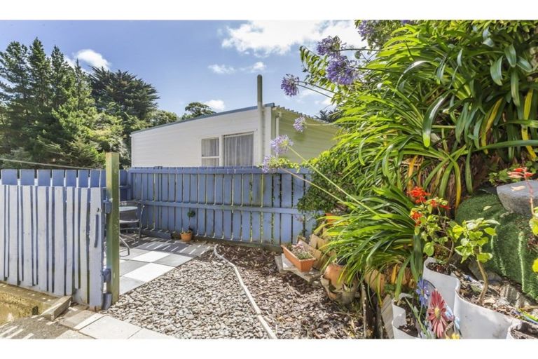 Photo of property in 124a Middleton Road, Churton Park, Wellington, 6037