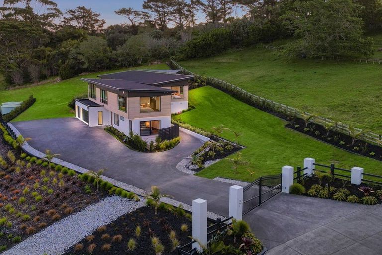Photo of property in 351 Upper Harbour Drive, Greenhithe, Auckland, 0632