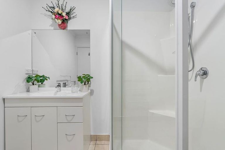Photo of property in 115b Neplusultra Street, Cromwell, 9310