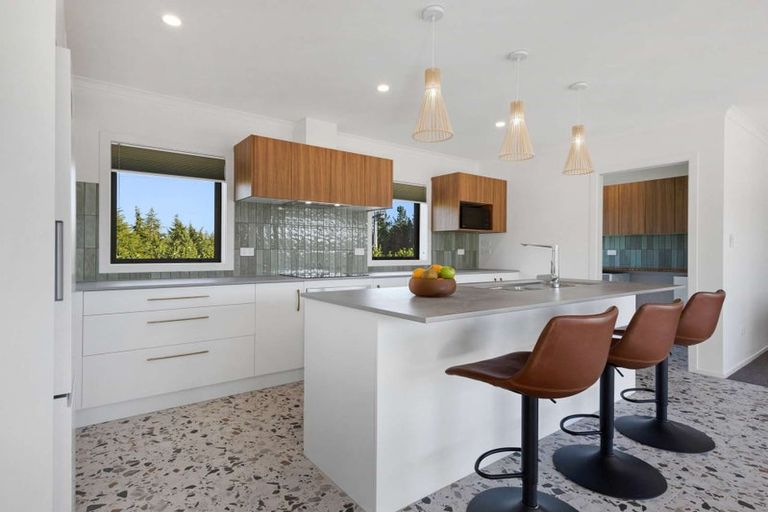 Photo of property in 131 Te Mata Peak Road, Havelock North, 4130