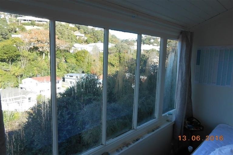 Photo of property in 138 Glenmore Street, Northland, Wellington, 6012