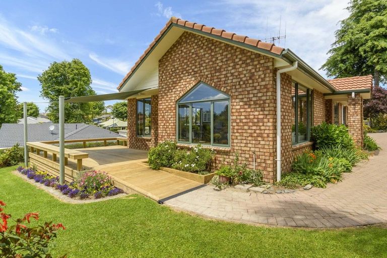 Photo of property in 4 Harlech Glen, Bethlehem, Tauranga, 3110