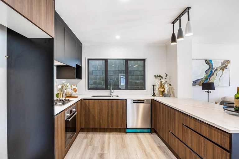 Photo of property in 64 Coxhead Road, Manurewa, Auckland, 2102