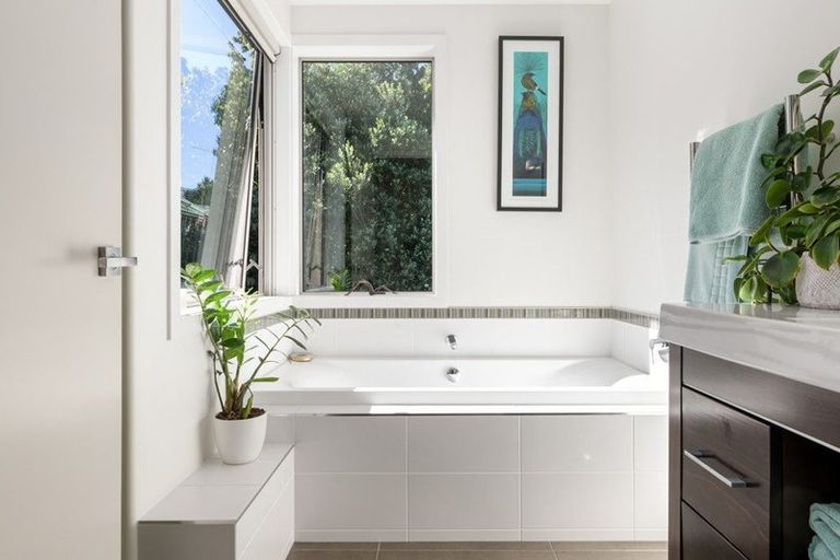 Photo of property in 14a Macdiarmid Road, Beerescourt, Hamilton, 3200