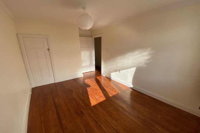 Photo of property in 58f1 Brougham Street, Mount Victoria, Wellington, 6011