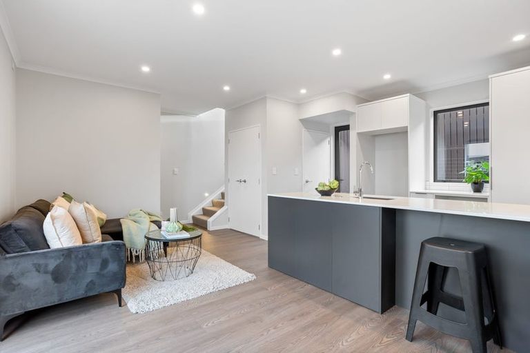 Photo of property in 12 Hema Road, Hobsonville, Auckland, 0616