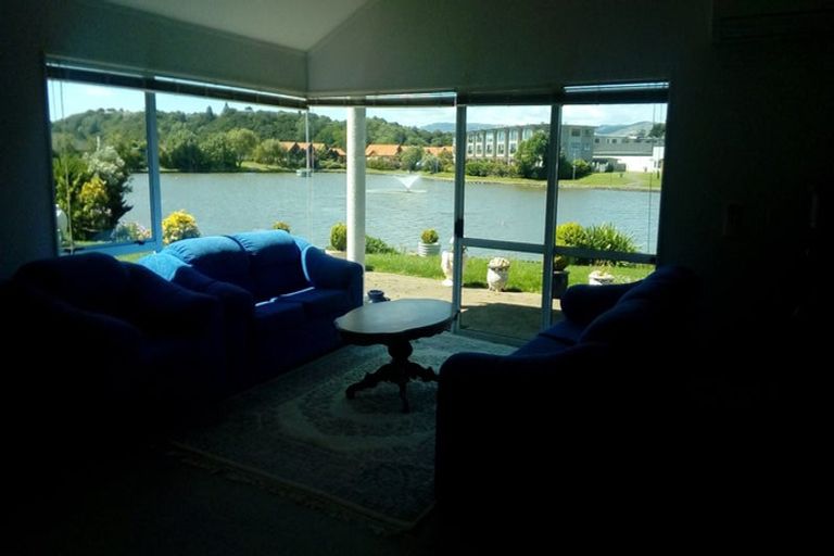 Photo of property in 6 Lakeside Villas, Whitby, Porirua, 5024