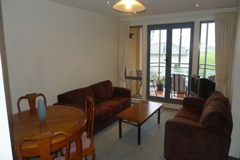 Photo of property in 80u3 Salamanca Road, Kelburn, Wellington, 6012