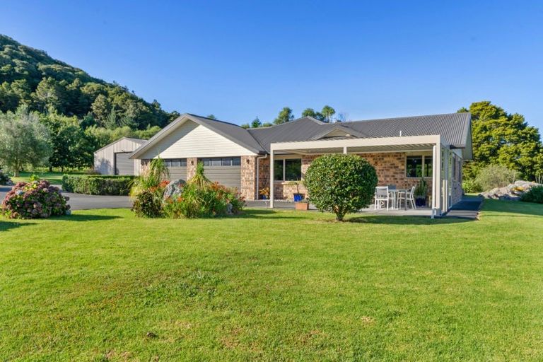 Photo of property in 35 Snooks Road, Maungatapere, Whangarei, 0179