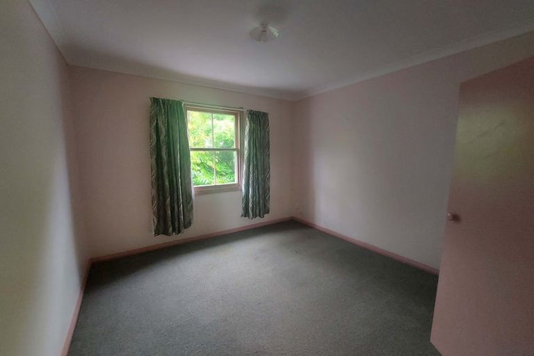 Photo of property in 30 Beach Road, Onerahi, Whangarei, 0110