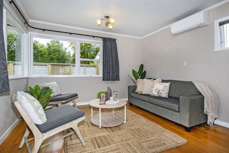 Photo of property in 27 Meldrum Street, Te Kamo, Whangarei, 0112