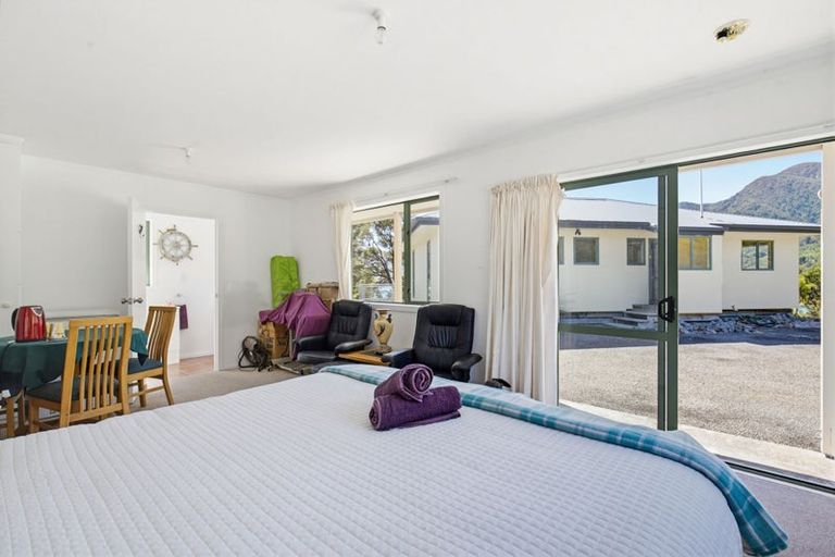Photo of property in 3 Soucis Lane, Okiwi Bay, French Pass, 7193