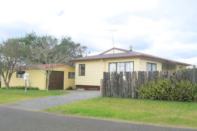 Photo of property in 106 Moa Street, Whangamata, 3620