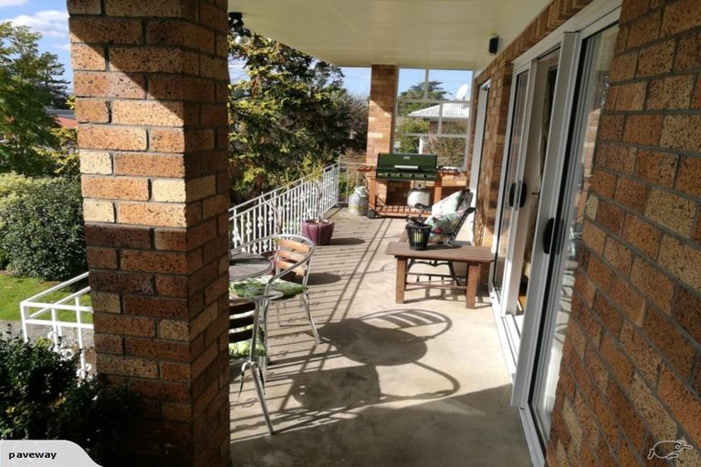 Photo of property in 3 Grierson Place, Pukekohe, 2120
