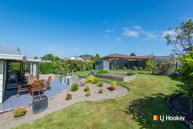 Photo of property in 29 Estuary Crescent, Fairfield, Dunedin, 9018