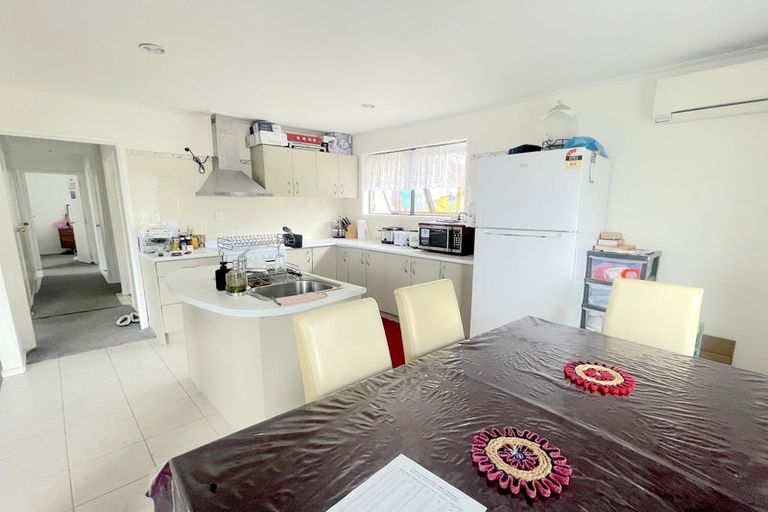 Photo of property in 14 Malaspina Place, Papatoetoe, Auckland, 2025