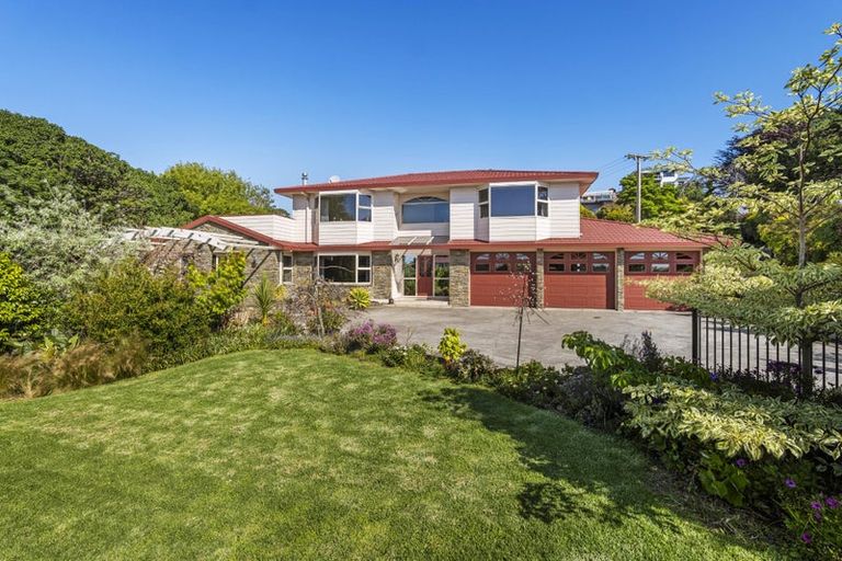 Photo of property in 331 Devon Street West, New Plymouth, 4310