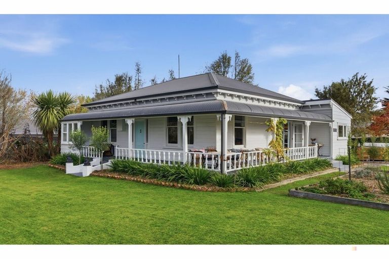 Photo of property in 260 Talbot Street, Geraldine, 7930