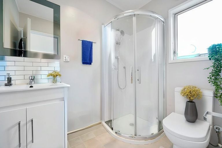 Photo of property in 87 Nikau Street, New Lynn, Auckland, 0600